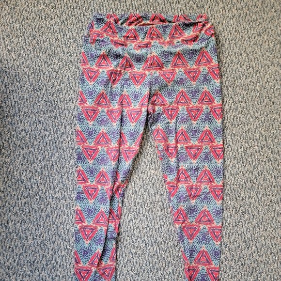 Tall and Curvy LuLaRoe Sage Green and Red Geometric Buttery Soft Leggings XXL - Picture 13 of 16